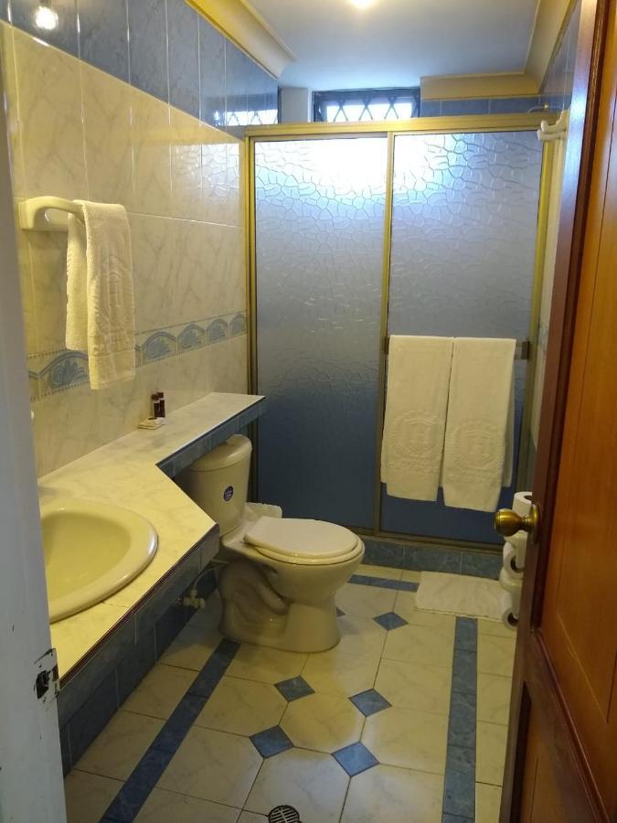 Hotel 卡利 外观 照片