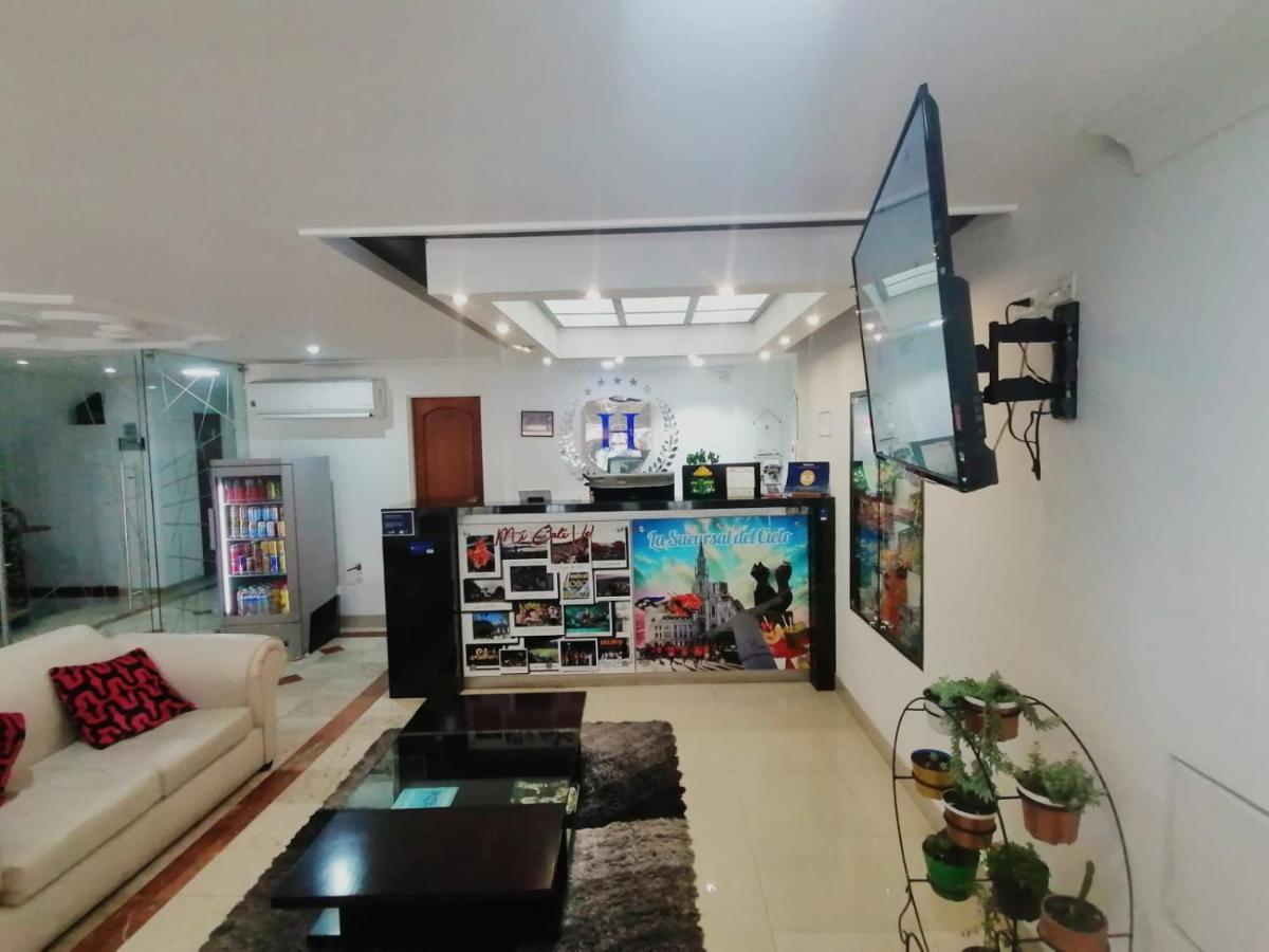 Hotel 卡利 外观 照片