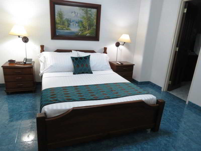 Hotel 卡利 外观 照片